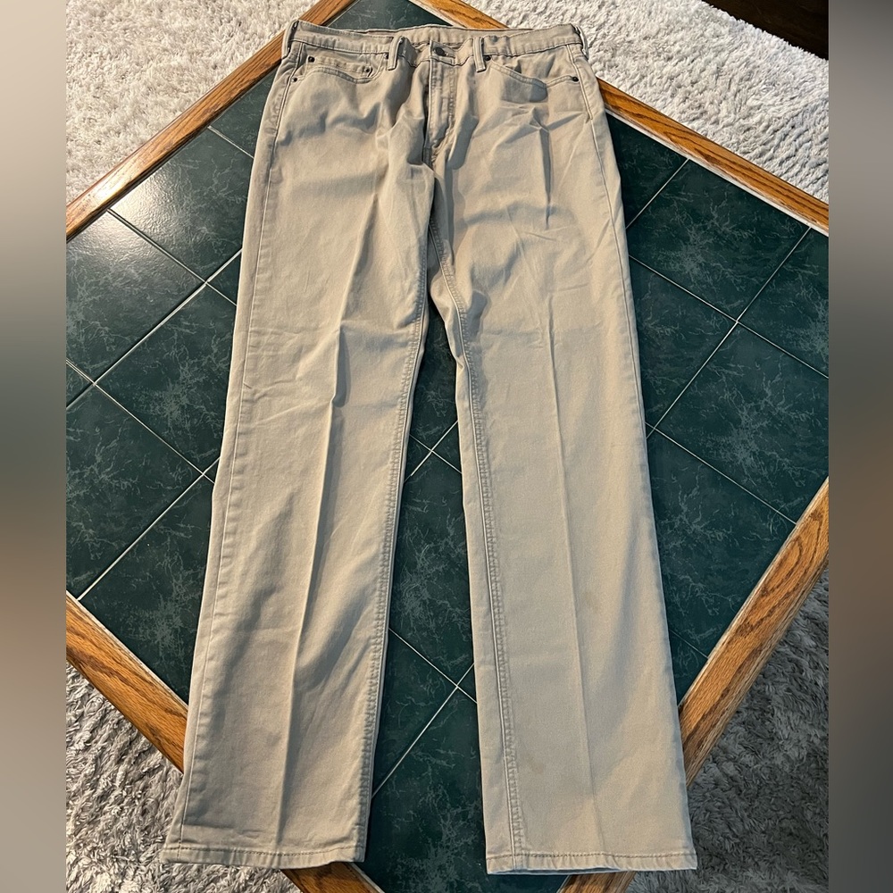 Levi’s Men’s Light Brown Jeans. Men’s 36 x 36